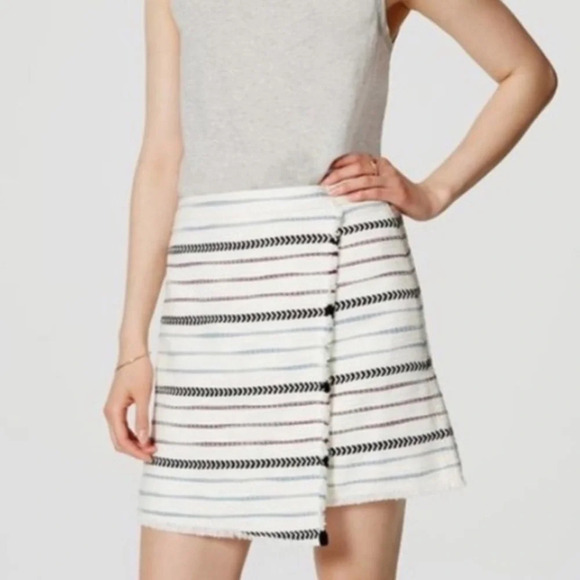Loft Fringe Stripe Skirt Women’s Size 4 White Black Office Teacher Workwear - Picture 1 of 8